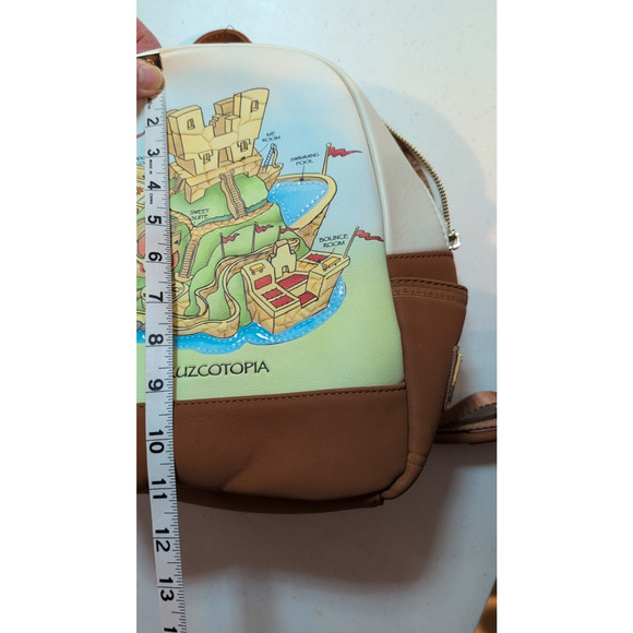 Kuzcotopia Disney loungefly NWT backpack side and inner Pockets Rare! - Picture 7 of 9